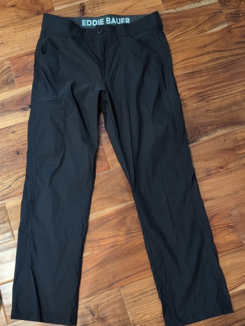 Eddie Bauer Men's Black Cargo Performance Pants
